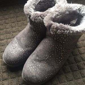 Cat and Jack Boots Big Girls size 6